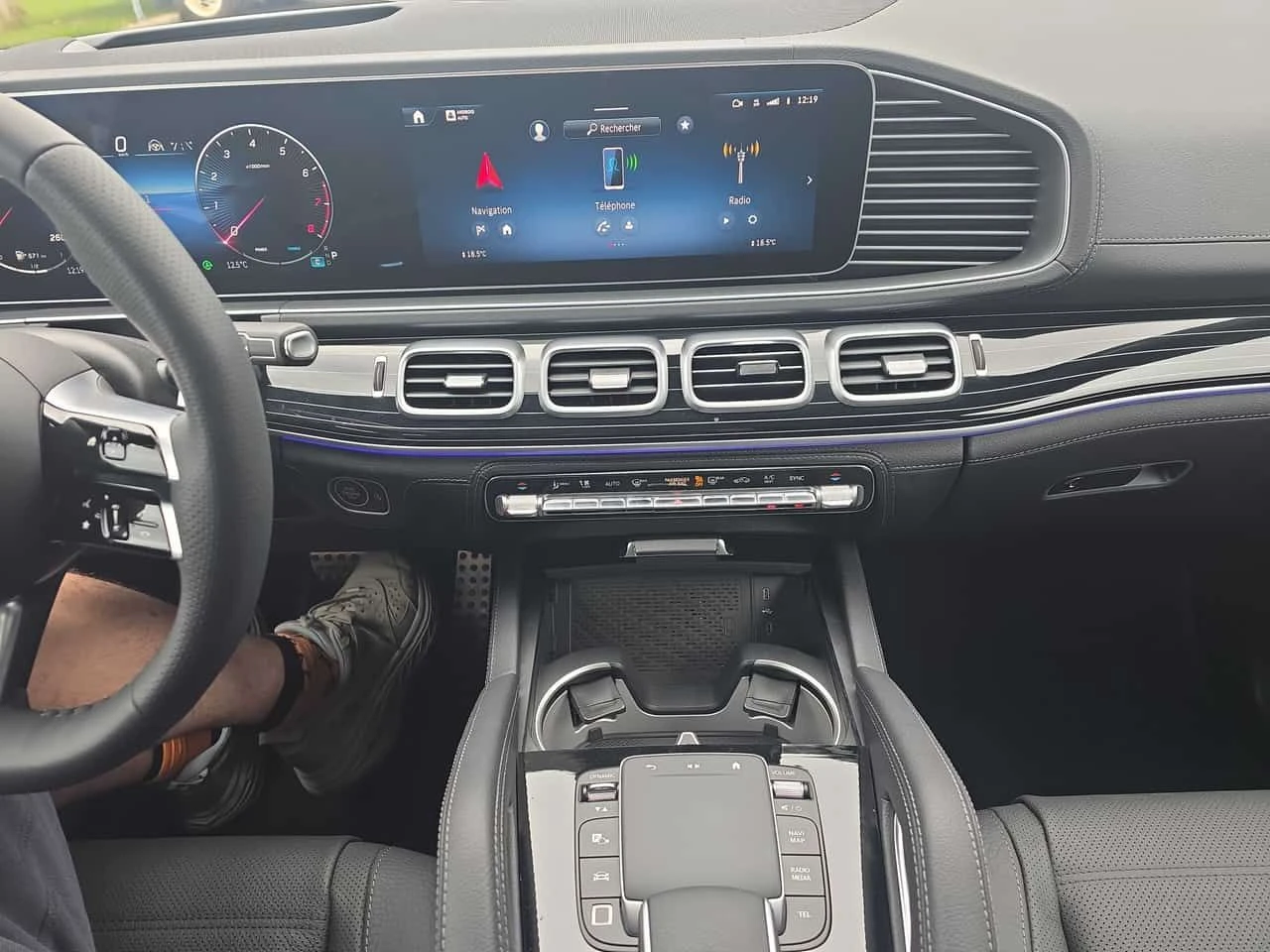 Mercedes-Benz GLS 450  | DISTRONIC| 360| BURMESTER| AIRMATIC| ОБДУХ| HUD, снимка 9 - Автомобили и джипове - 54682681