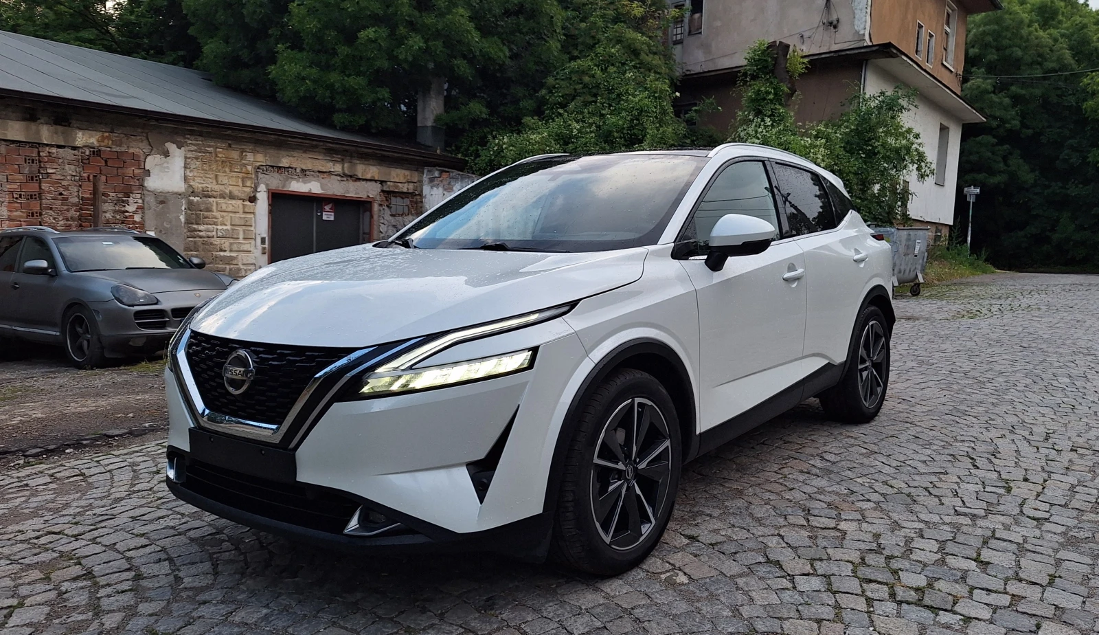 Nissan Qashqai NISSAN QASHQAI 4х4 БЕНЗИН/ХИБРИД АВТОМАТИК  TEKNA, снимка 10 - Автомобили и джипове - 55052605