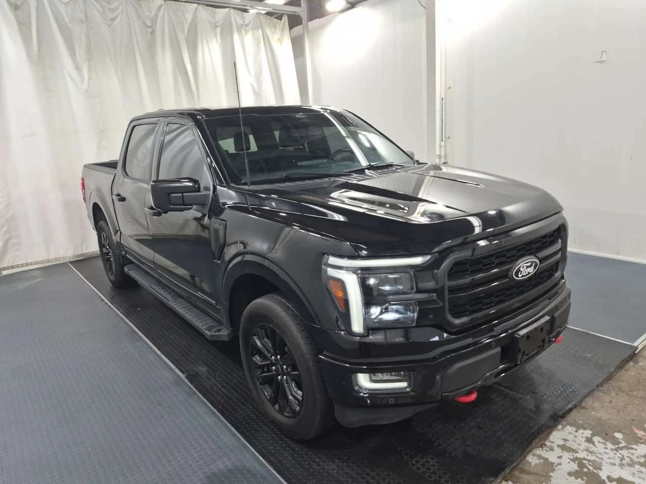 Ford F150 * LARIAT CREW CAB SHORT BED * CARFAX * БЕЗ ПЪРВОНА, снимка 2 - Автомобили и джипове - 55324655