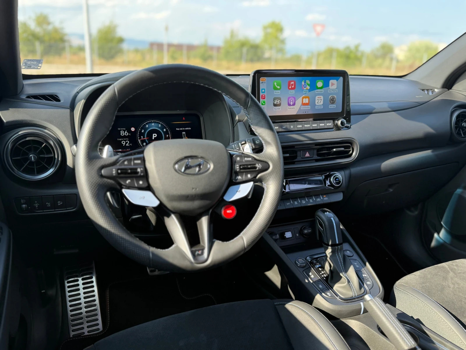 Hyundai Kona N Гаранция, Обслужена !!!, снимка 11 - Автомобили и джипове - 55437410