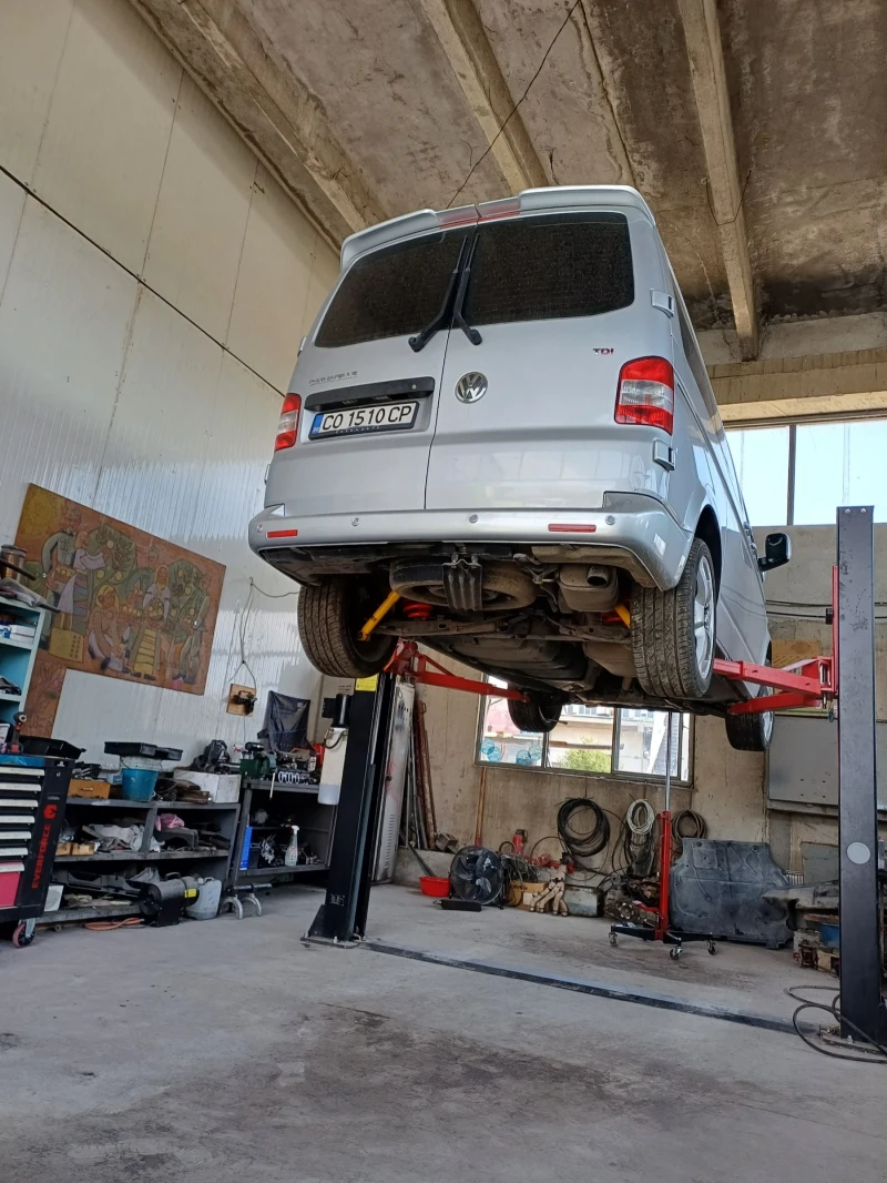 VW Caravelle, снимка 9 - Бусове и автобуси - 52257646