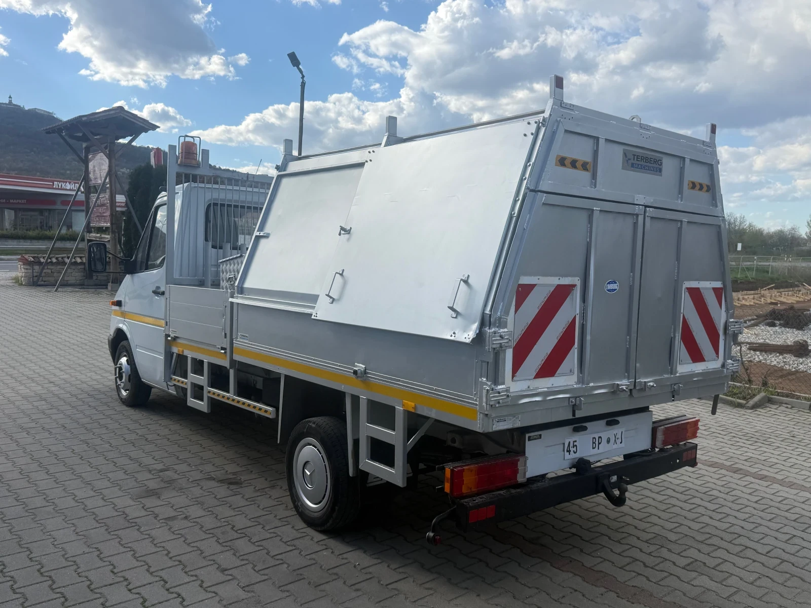 Mercedes-Benz Sprinter 413 САМОСВАЛ 3.5Т КАТ Б, снимка 7 - Бусове и автобуси - 54150486