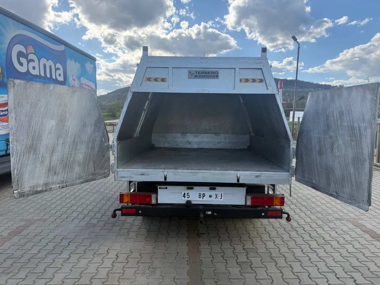 Mercedes-Benz Sprinter 413 САМОСВАЛ 3.5Т КАТ Б, снимка 9 - Бусове и автобуси - 54150486