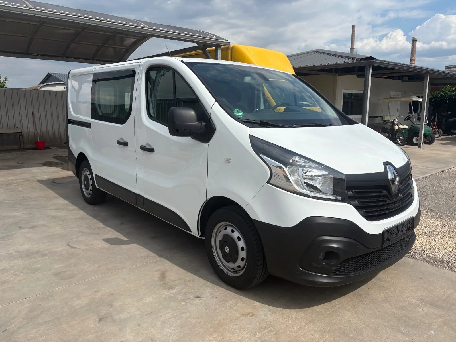 Renault Trafic 1.6d EURO6, снимка 3 - Бусове и автобуси - 55015686