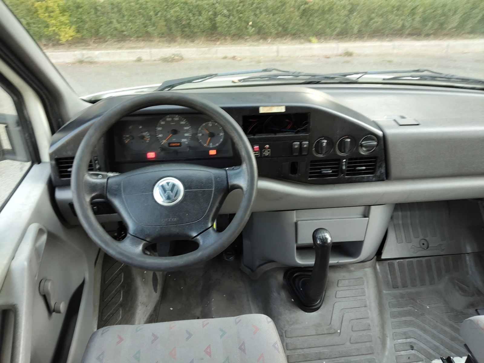 VW Lt 35 2, 5TDI ЗА ИНВАЛИДИ, снимка 5 - Бусове и автобуси - 56090891