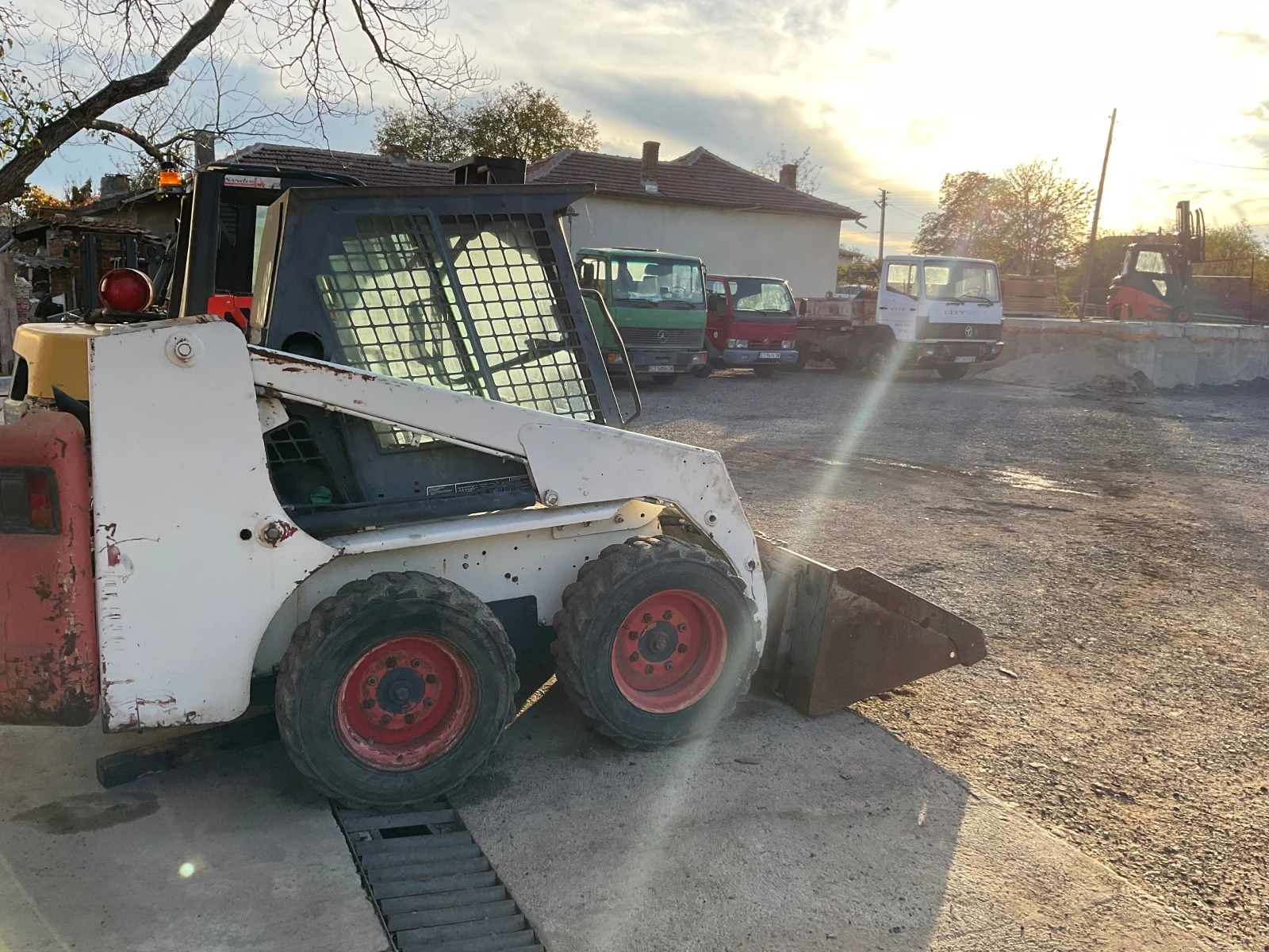    Bobcat 751  | Mobile.bg   12