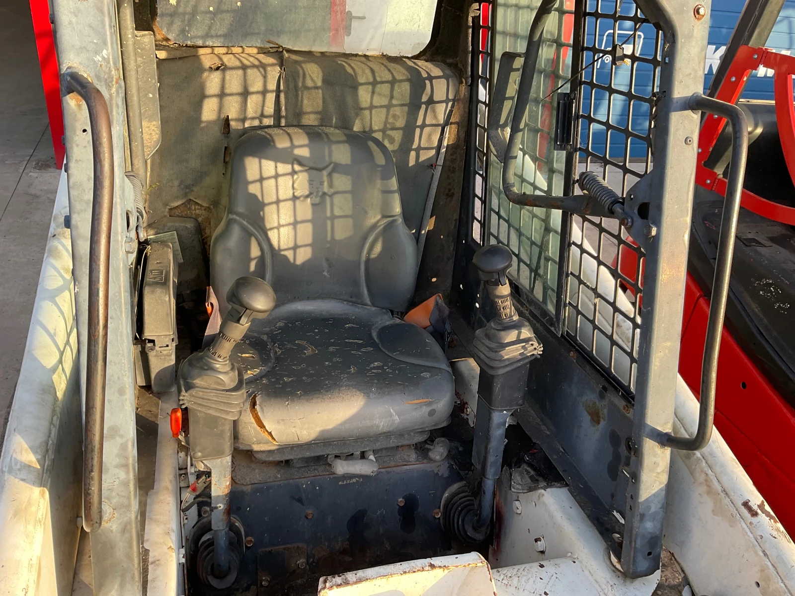 Мини челни товарачи Bobcat 751  - изображение 3