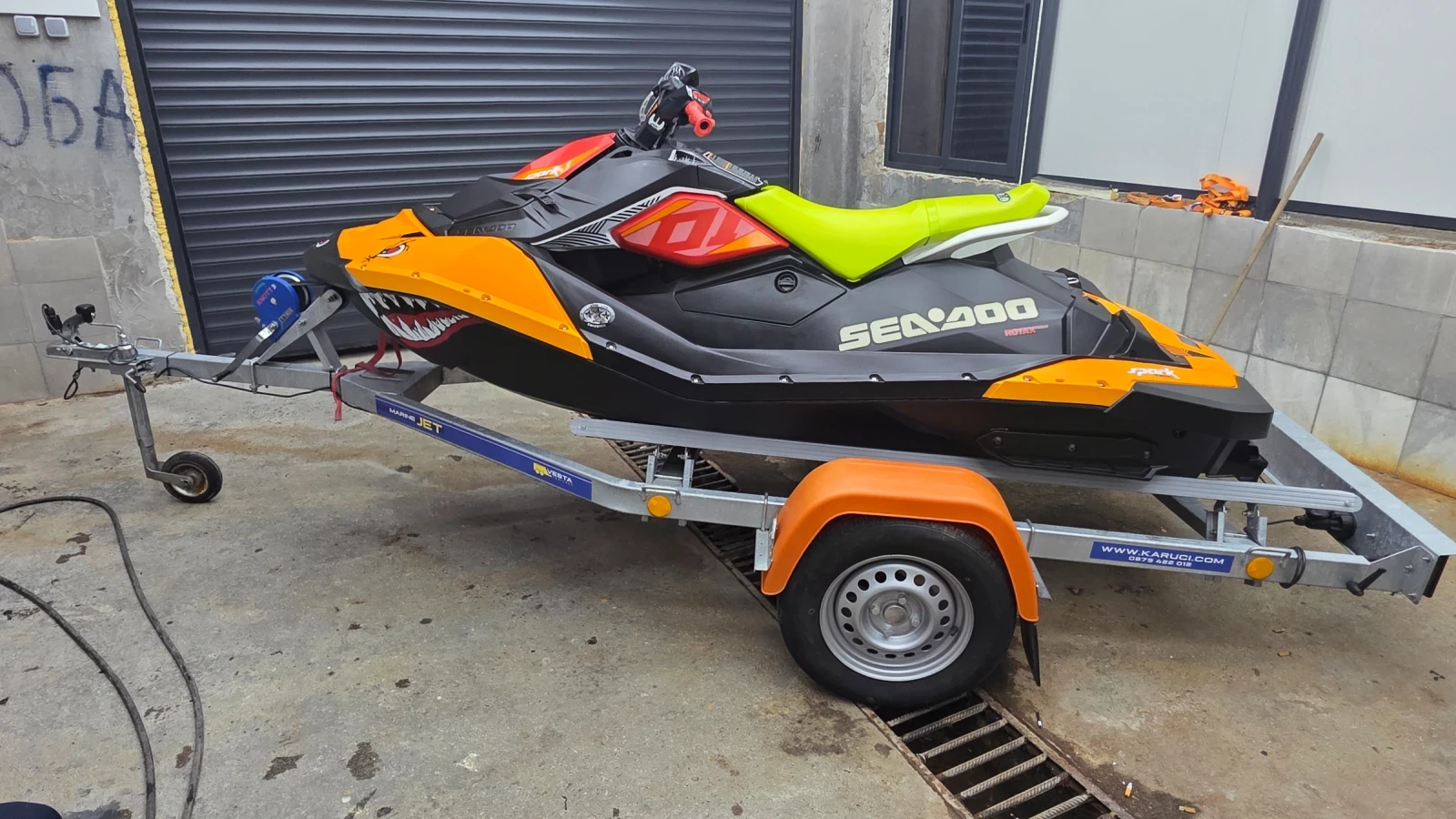 Джет Bombardier Sea Doo Spark trixx, снимка 9 - Воден транспорт - 54317933