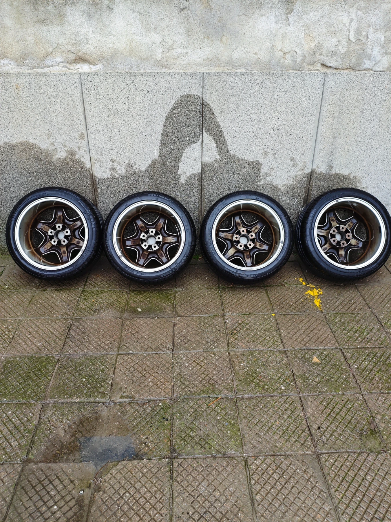    245/45R17 | Mobile.bg   8