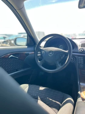 Mercedes-Benz E 220 646, снимка 12