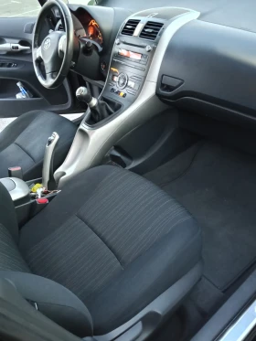 Toyota Auris executive, снимка 14