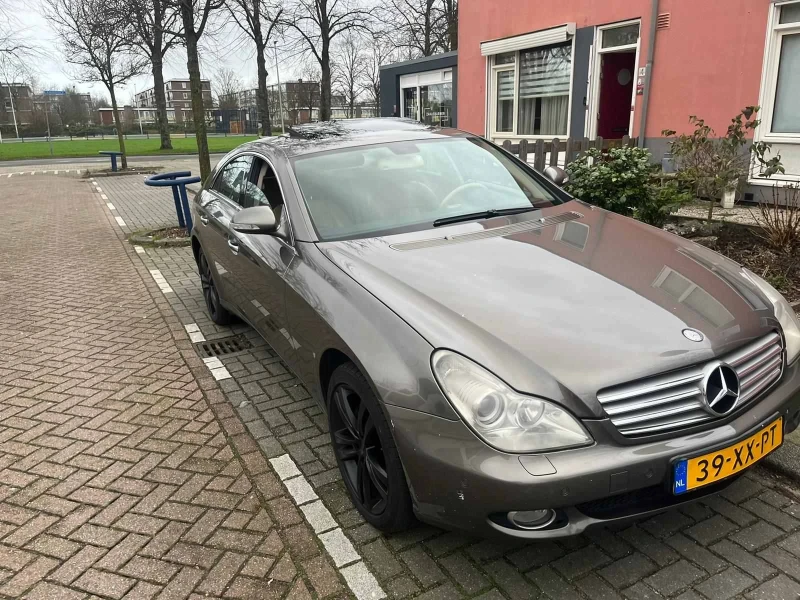 Mercedes-Benz CLS 500, снимка 3 - Автомобили и джипове - 48721580