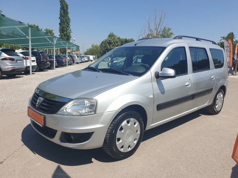 Dacia Logan 1.6i* ГАЗОВА УРЕДБА* EURO5A* 7МЕСТА* KLIMA* , снимка 1 - Автомобили и джипове - 46598180