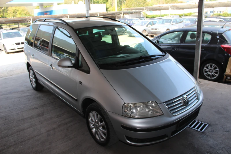 VW Sharan 2.0ТДИ Нов внос, снимка 10 - Автомобили и джипове - 47403537