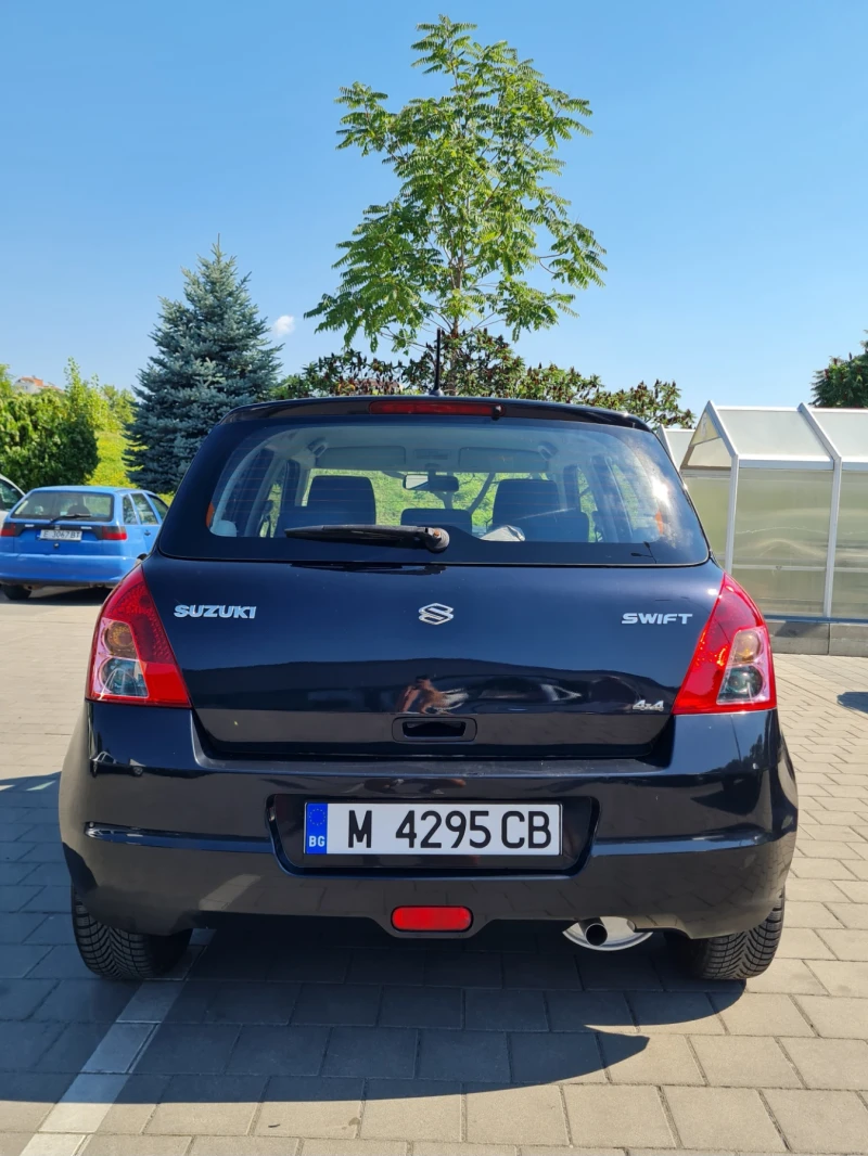 Suzuki Swift 1.3 4x4 103 000 км КАТО НОВА!, снимка 12 - Автомобили и джипове - 47457189