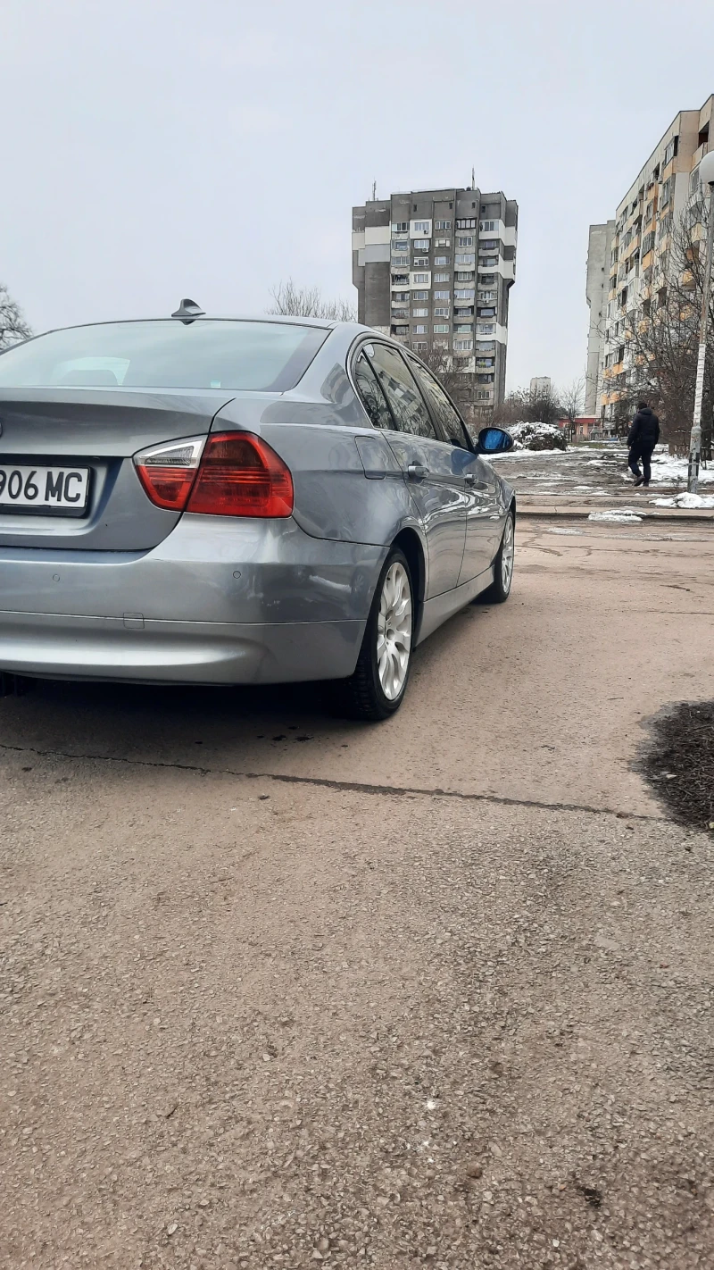 BMW 330 Disel, снимка 4 - Автомобили и джипове - 48690288