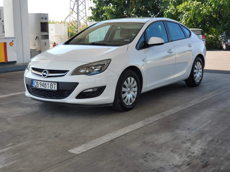 Opel Astra, снимка 4 - Автомобили и джипове - 52485164