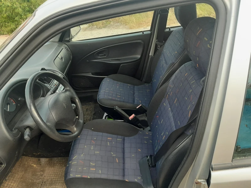 Citroen Saxo бензин+ газ 4 врати, снимка 7 - Автомобили и джипове - 51975611