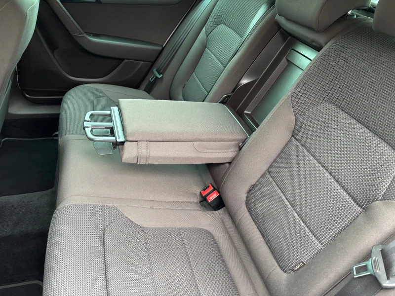 VW Passat 2.0tdi, снимка 13 - Автомобили и джипове - 51869656