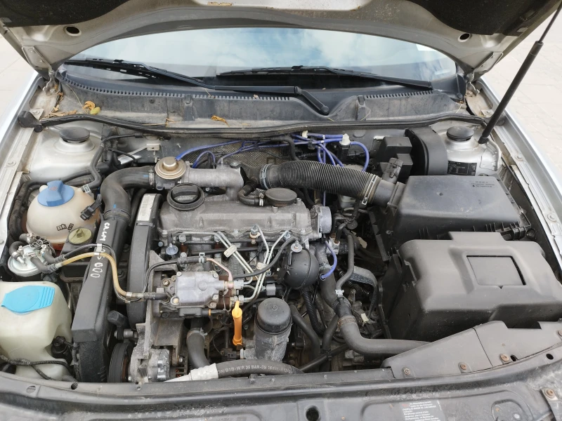 Seat Leon 1.9 TDI, снимка 12 - Автомобили и джипове - 51872164