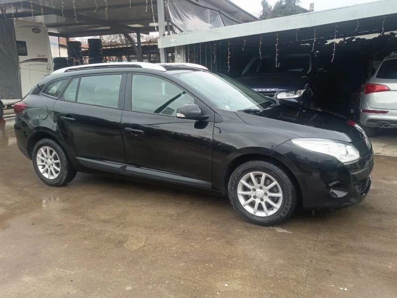 Renault Megane 1.6i, снимка 3 - Автомобили и джипове - 52673144