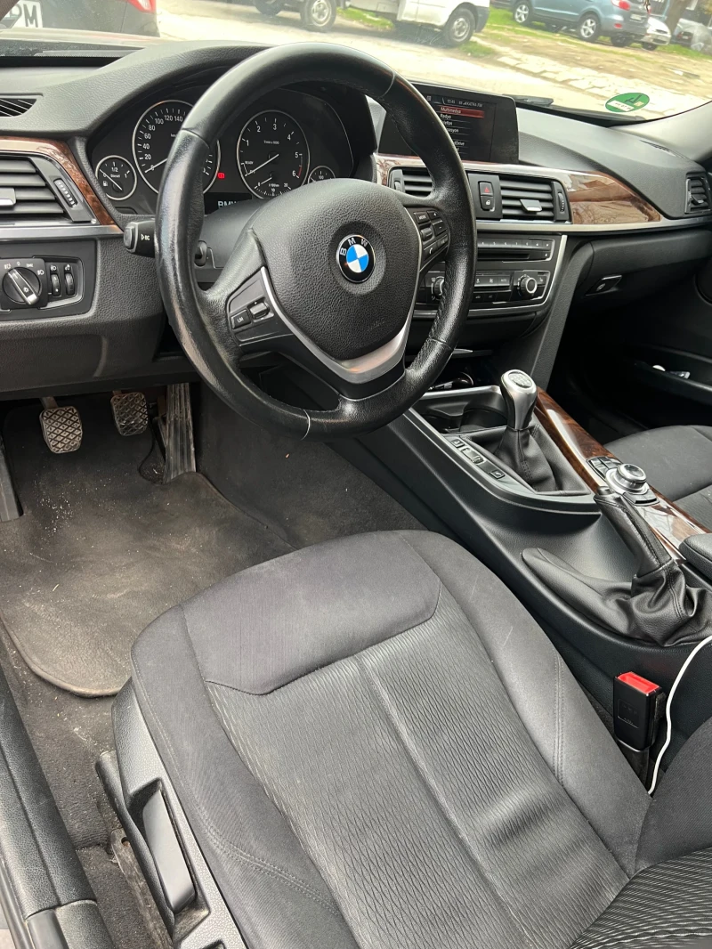 BMW 318, снимка 8 - Автомобили и джипове - 52692552