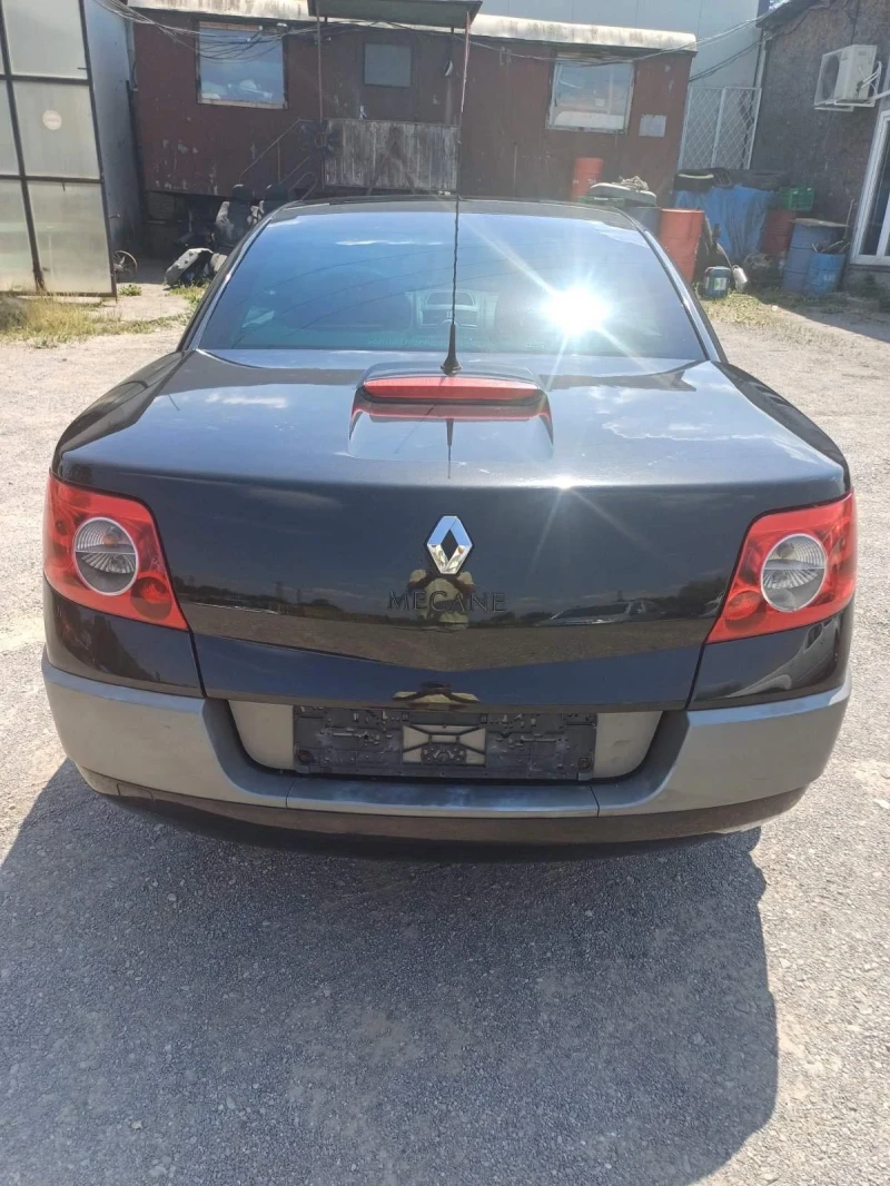 Renault Megane 2.0 I , снимка 3 - Автомобили и джипове - 52692081