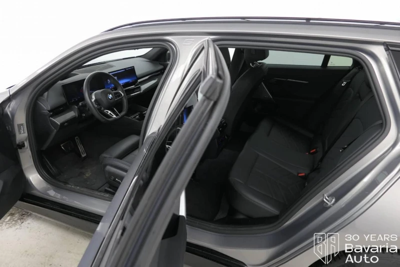 BMW 520 i Touring M Sport Paket Steptronic, снимка 5 - Автомобили и джипове - 52727078
