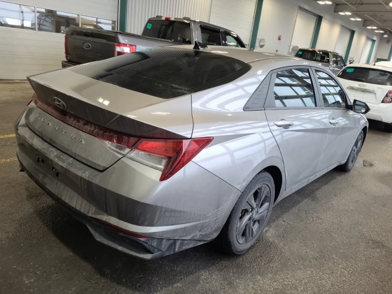 Hyundai Elantra * PREFERRED * CARFAX * БЕЗ ПЪРВОНАЧАЛНА ВНОСКА, снимка 3 - Автомобили и джипове - 53145381