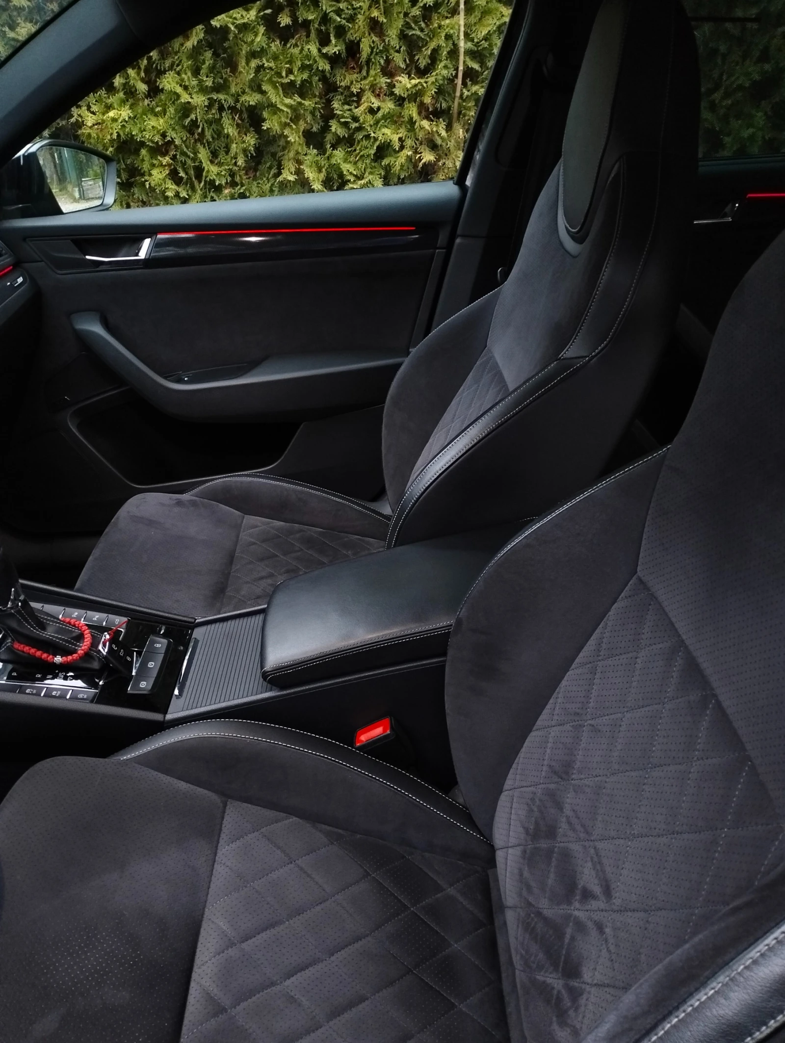 Skoda Superb SPORTLINE, снимка 11 - Автомобили и джипове - 53756025