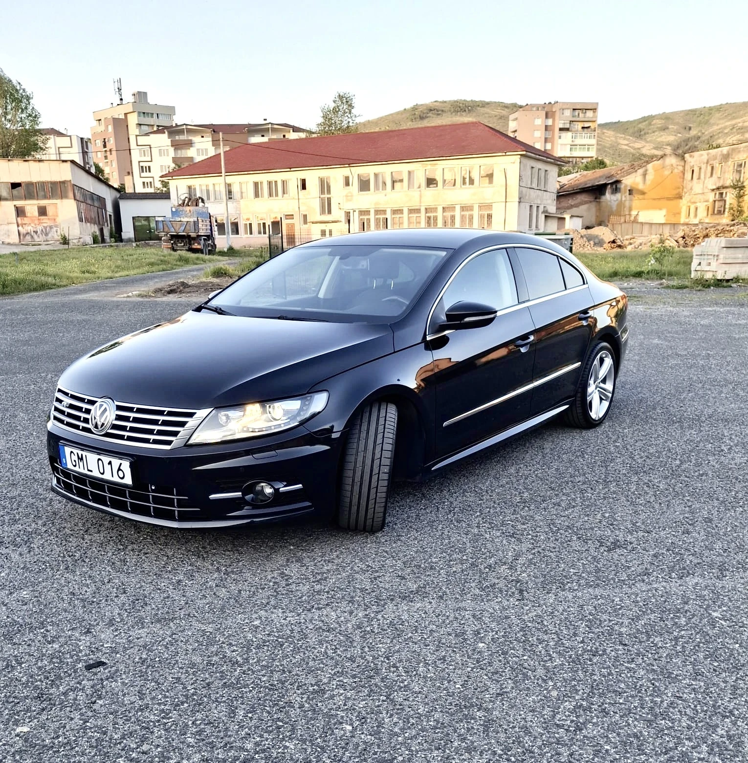 VW CC R-LINE 2.0 TDI 4Motion DSG / DISTRONIC / Premium - изображение 4