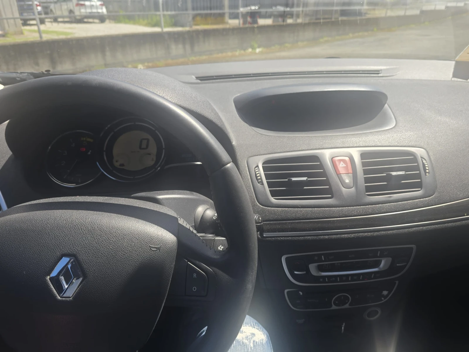 Renault Megane 1.5 dci  - изображение 5