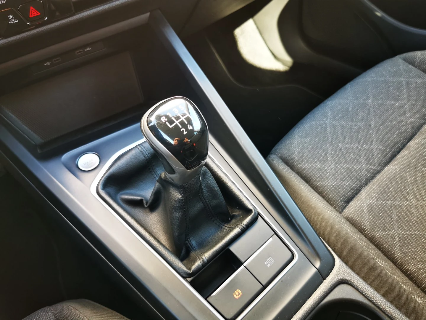 VW Golf 8 Life 2.0 TDI SCR | Mobile.bg � ����������� 11