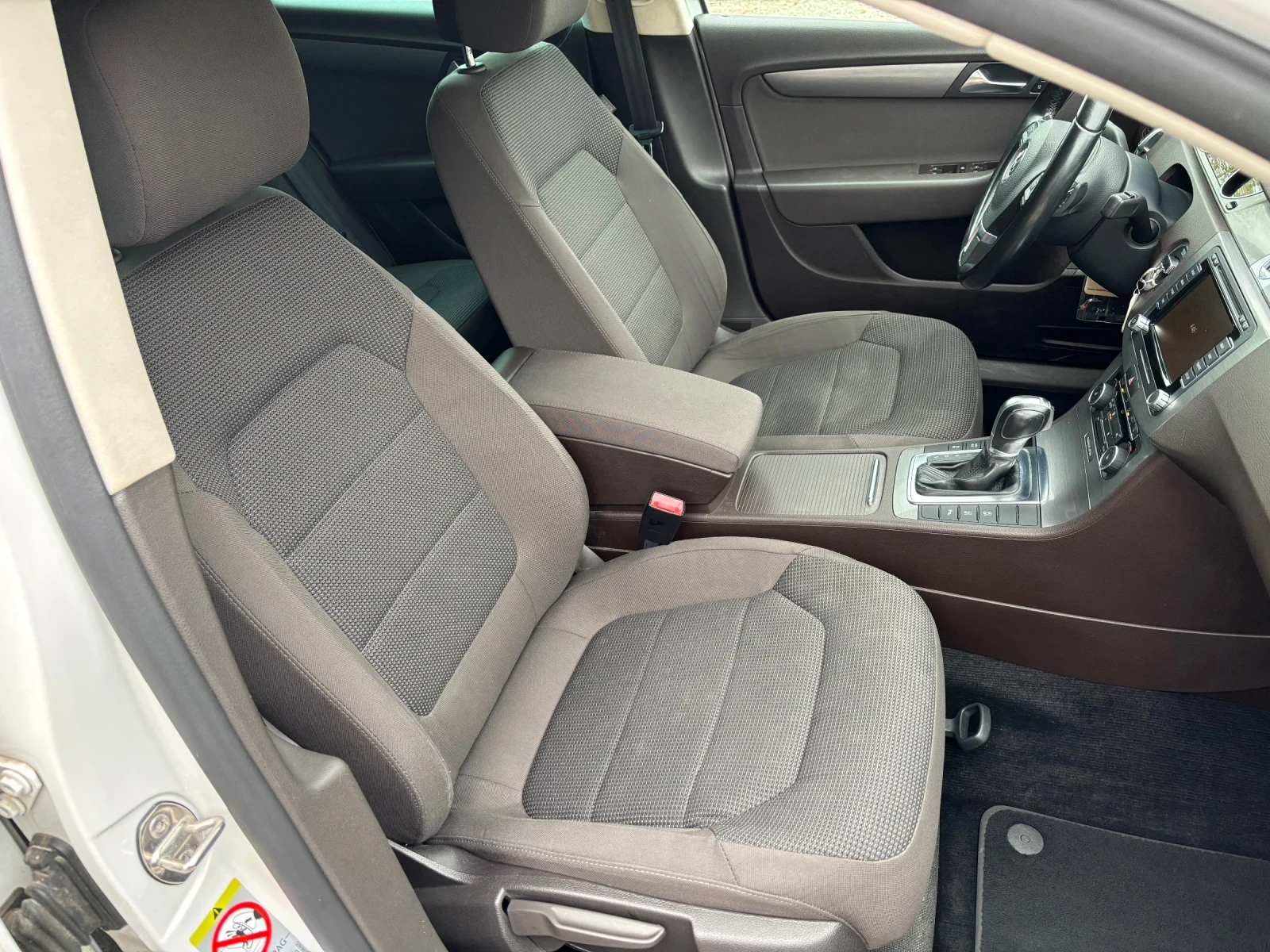 VW Passat 2.0tdi | Mobile.bg   12