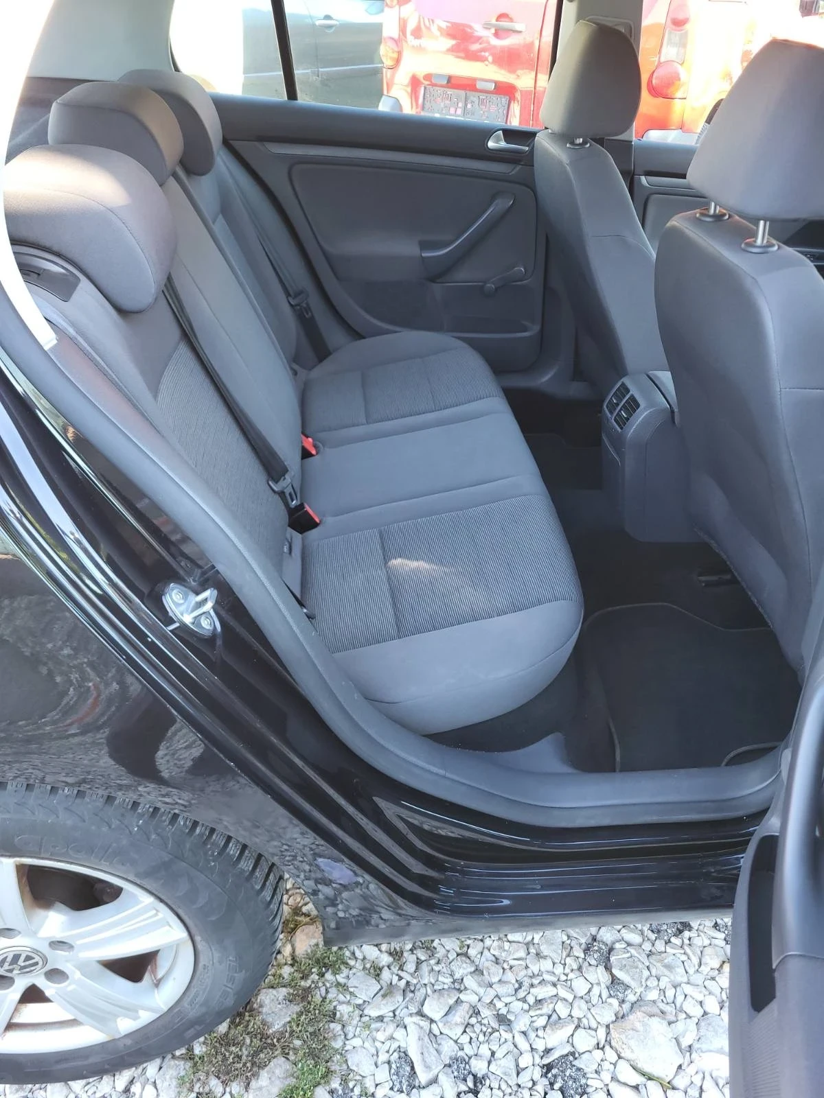 VW Golf Edition 1.9 TDi | Mobile.bg — изображение 7