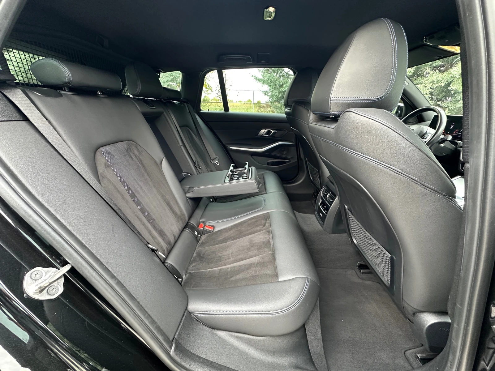 BMW 320 d xDrive M Sport/2023./Distronic+  | Mobile.bg   11