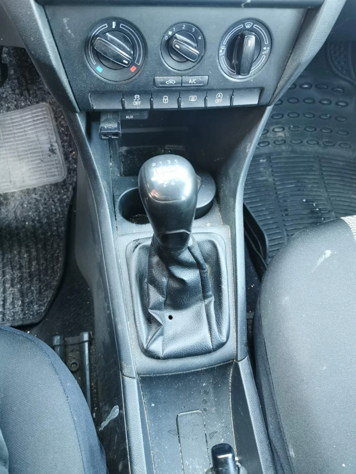 Skoda Rapid  - изображение 8