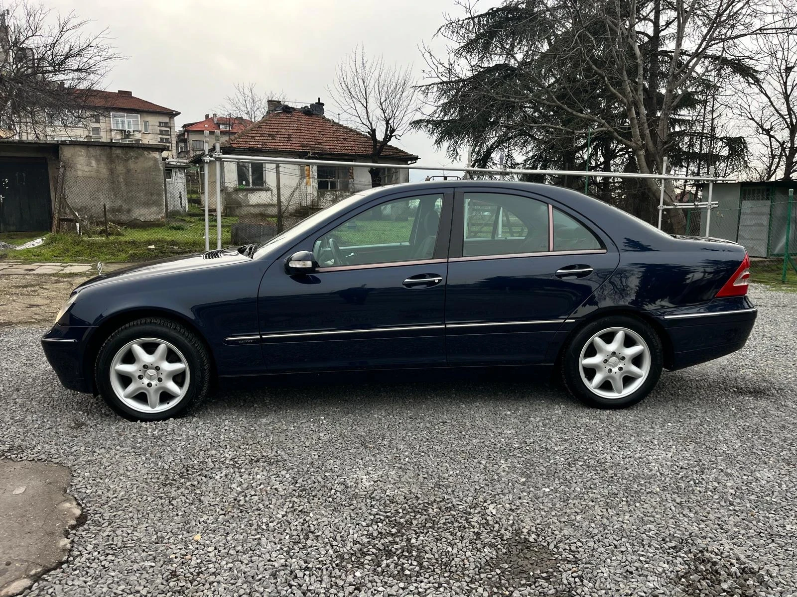 Mercedes-Benz C 200 2, 0i-163k.c/KOMPRESSOR/АВТОМАТИК/ОБСЛУЖЕН!!! - изображение 4