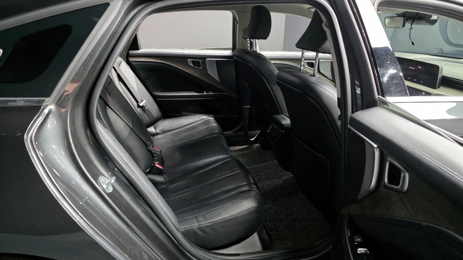 Kia K8 3.5LPG TRENDY autogeorge.com | Mobile.bg � ����������� 11