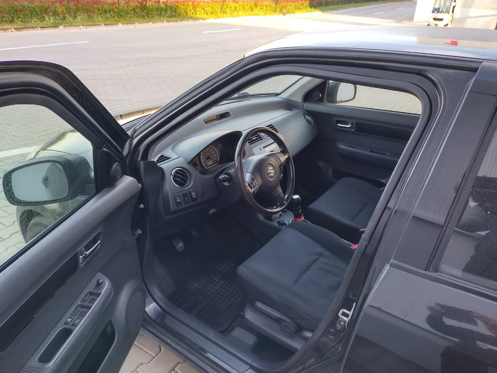 Suzuki Swift | Mobile.bg � ����������� 7