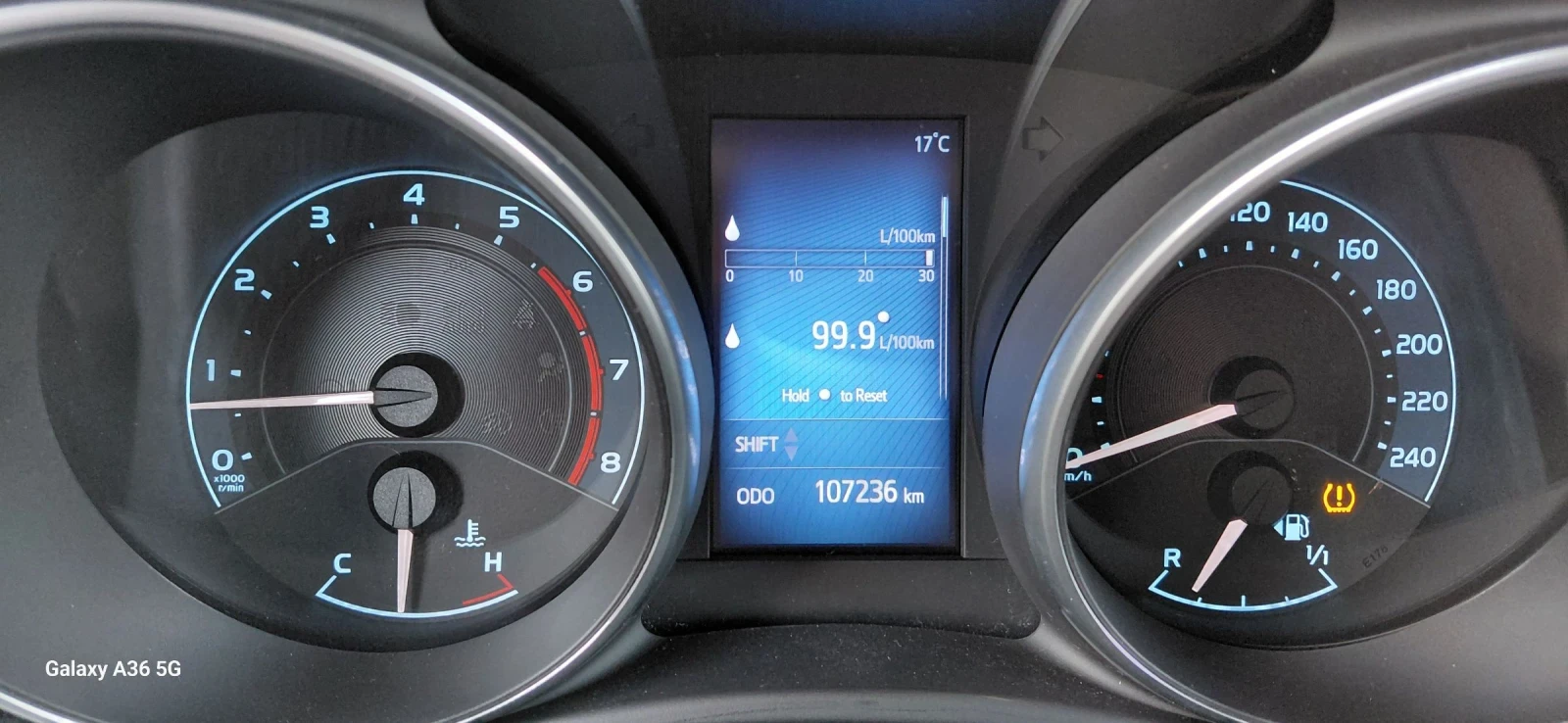 Toyota Auris 1.2i, euro 6, CAMERA, NAVI, снимка 15 - Автомобили и джипове - 54230994