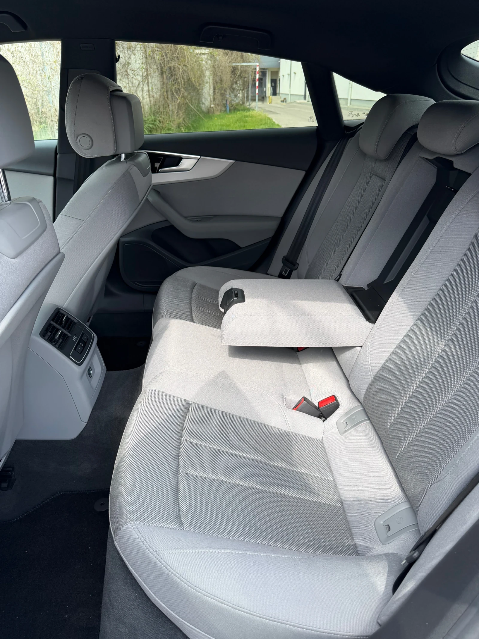 Audi A5 Sportback 35Tdi Facelift , снимка 14 - Автомобили и джипове - 54258530