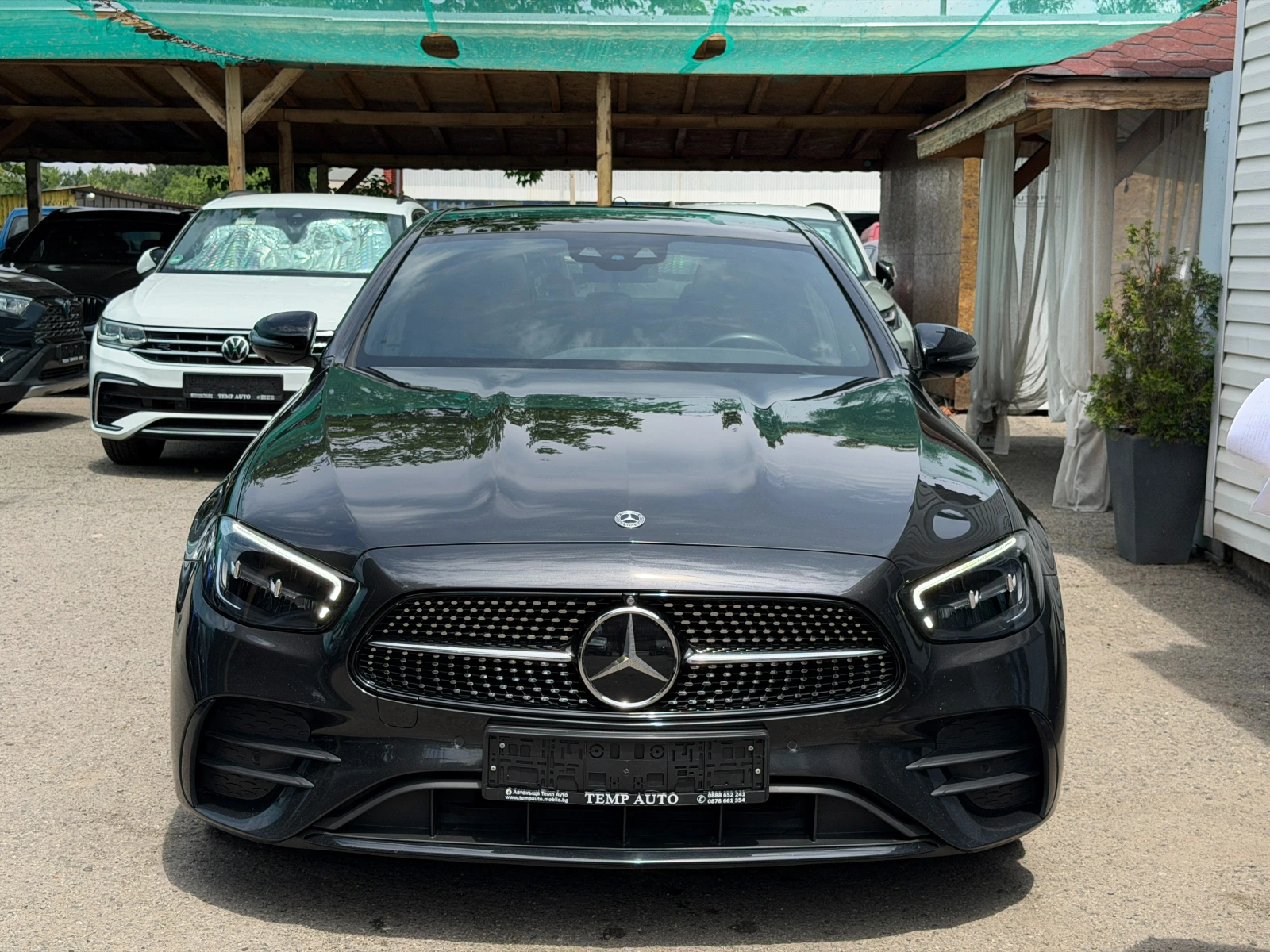 Mercedes-Benz E 220 AMG* СЕРВИЗНА КНИЖКА С ПЪЛНА ИСТОРИЯ В МЕРЦЕДЕС, снимка 2 - Автомобили и джипове - 55014839