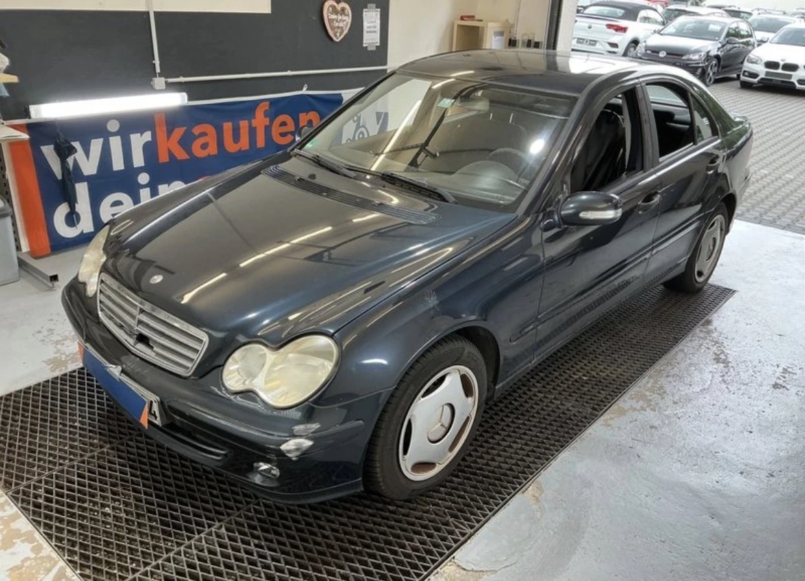 Mercedes-Benz C 180