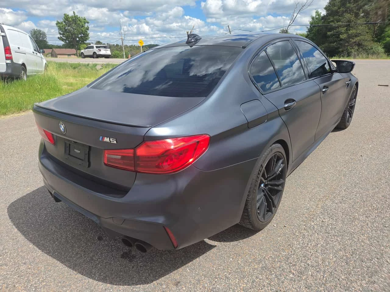 BMW M5 * Sedan * CARFAX * ����� �� ����������� | Mobile.bg � ����������� 3