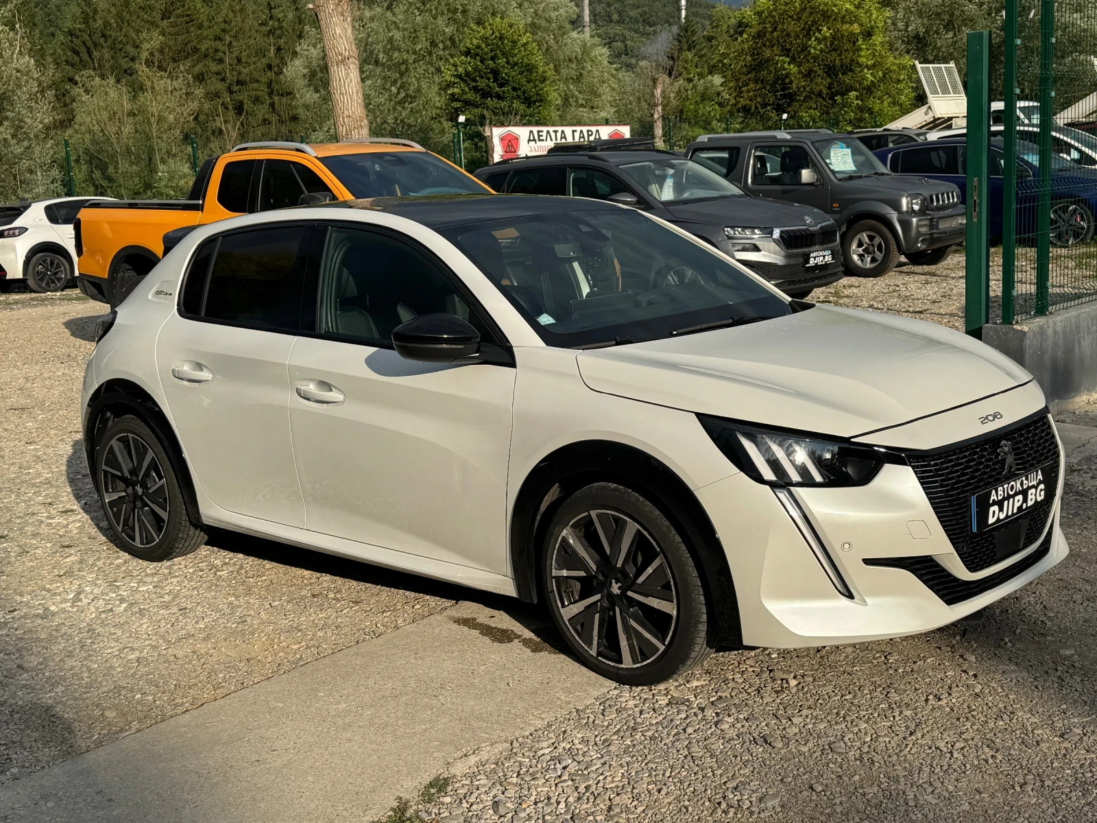 Peugeot 208 GT -LINE, снимка 2 - Автомобили и джипове - 55382992