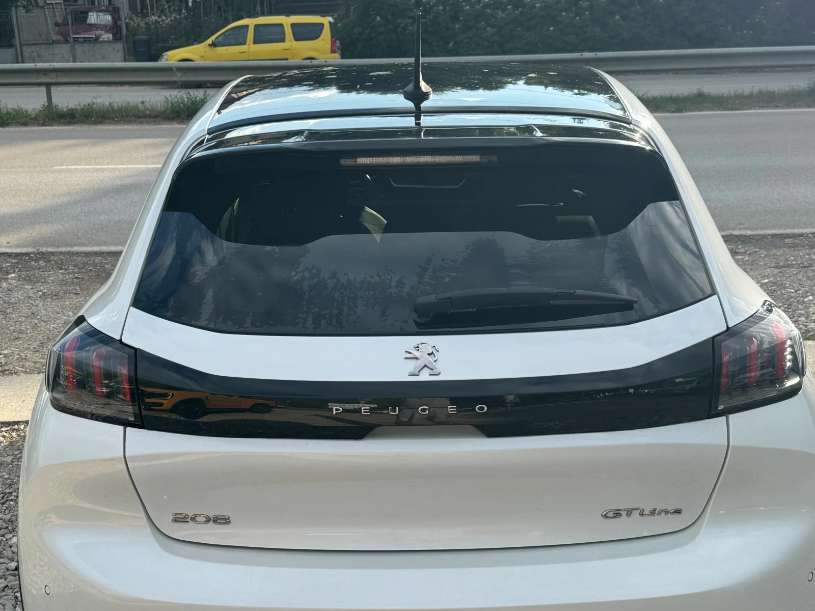 Peugeot 208 GT -LINE, снимка 4 - Автомобили и джипове - 55382992