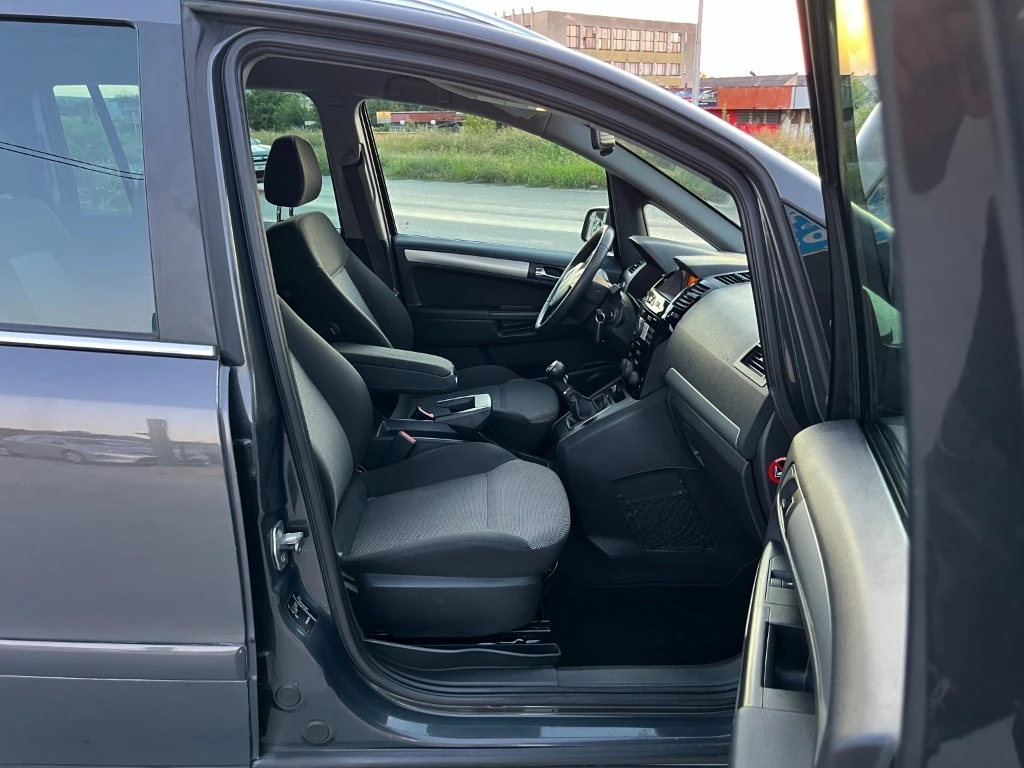 Opel Zafira 1.7-125к.с, снимка 14 - Автомобили и джипове - 55647243