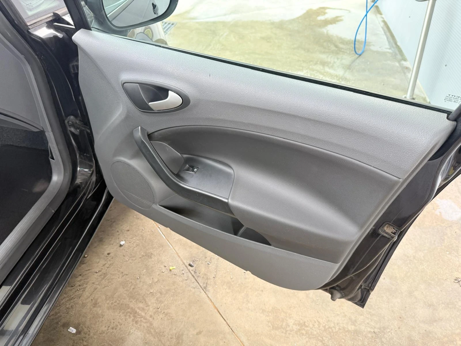 Seat Ibiza, снимка 13 - Автомобили и джипове - 55806867