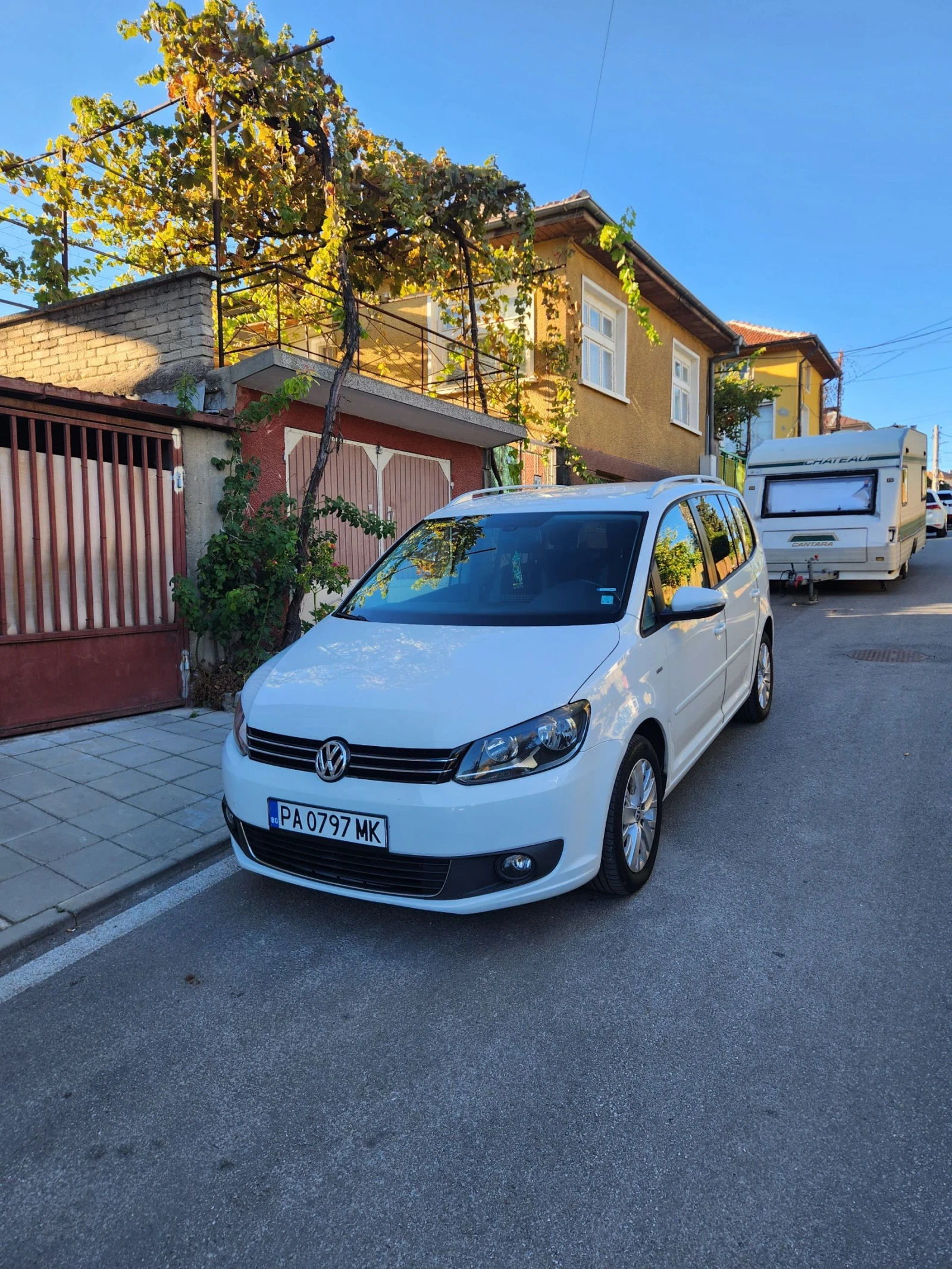 VW Touran Life , снимка 2 - Автомобили и джипове - 56455788